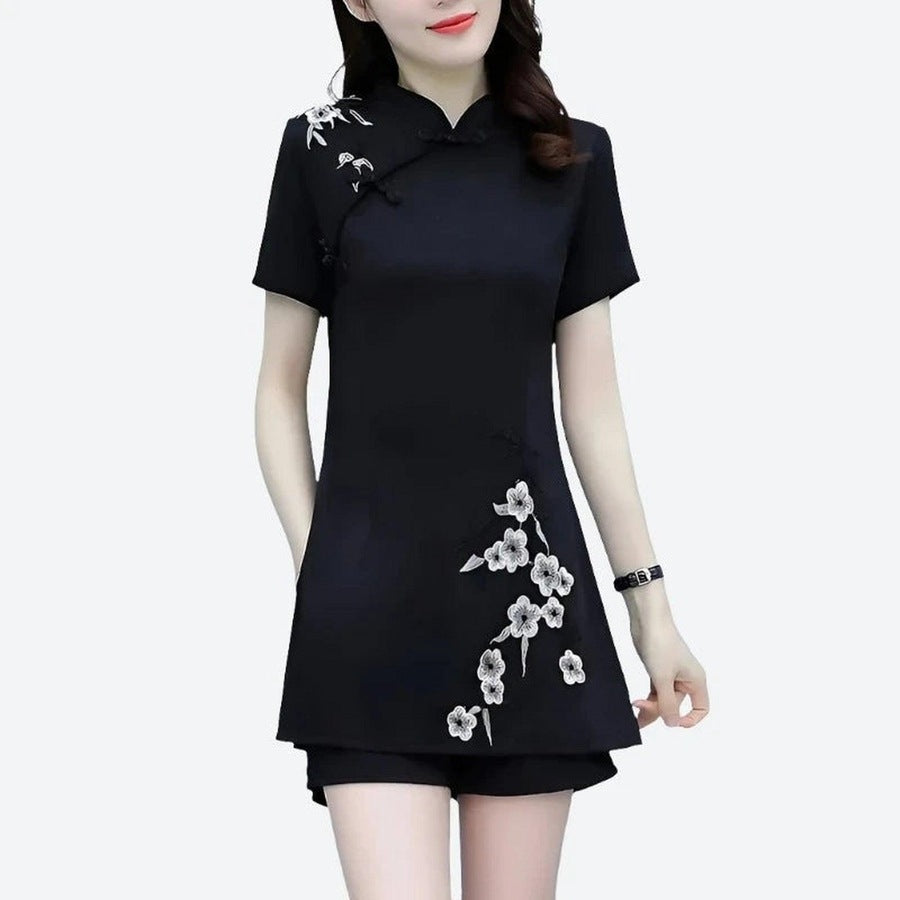 Chic Embroidered Short Sleeve Dresses