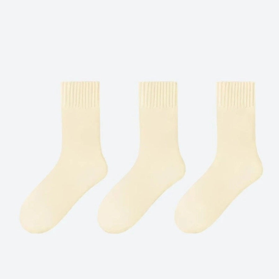 Comfortable Basic Everyday Crew Socks