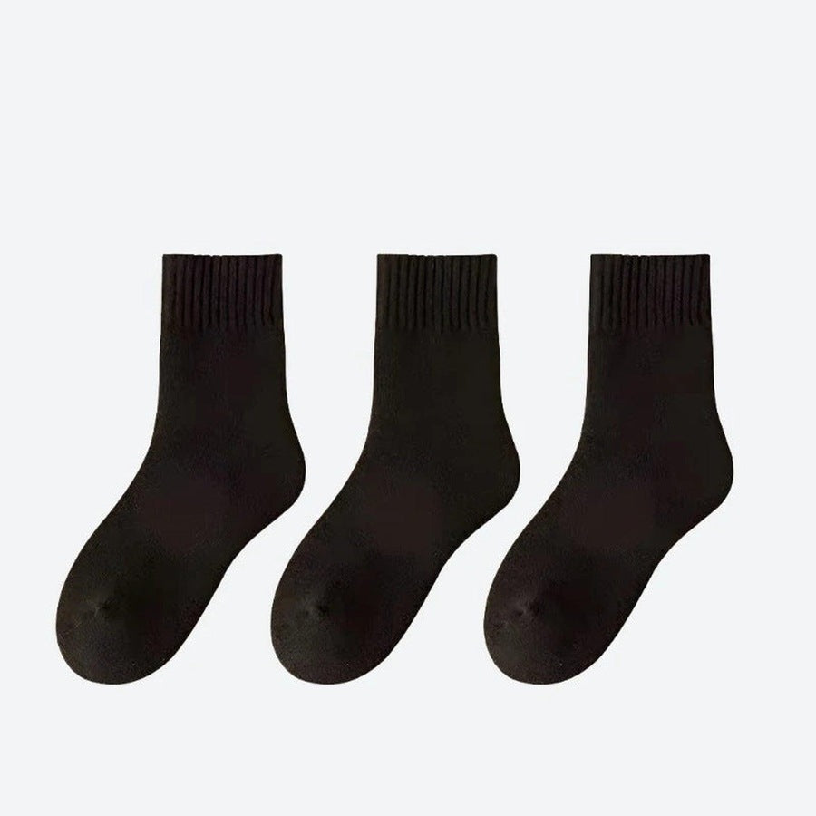 Comfortable Basic Everyday Crew Socks