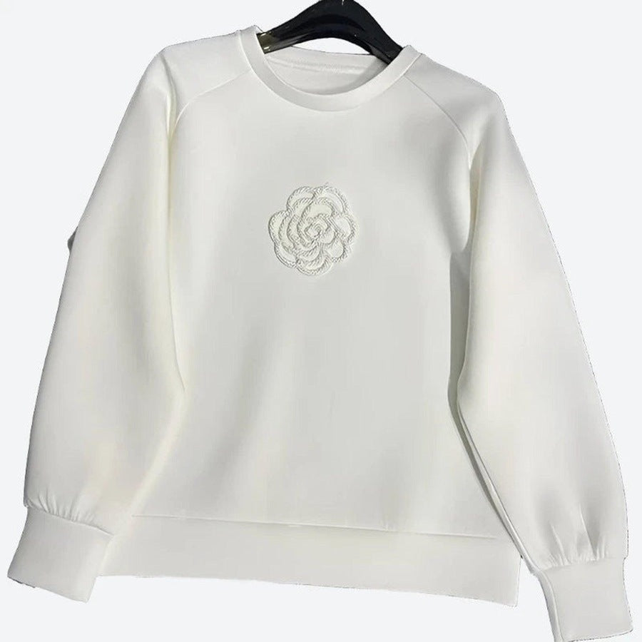 Elegant Floral Embroidered Crewneck Sweatshirts