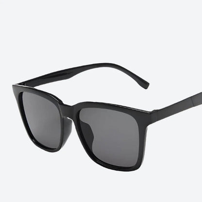 Sleek Oversized Polarized Sunglasses