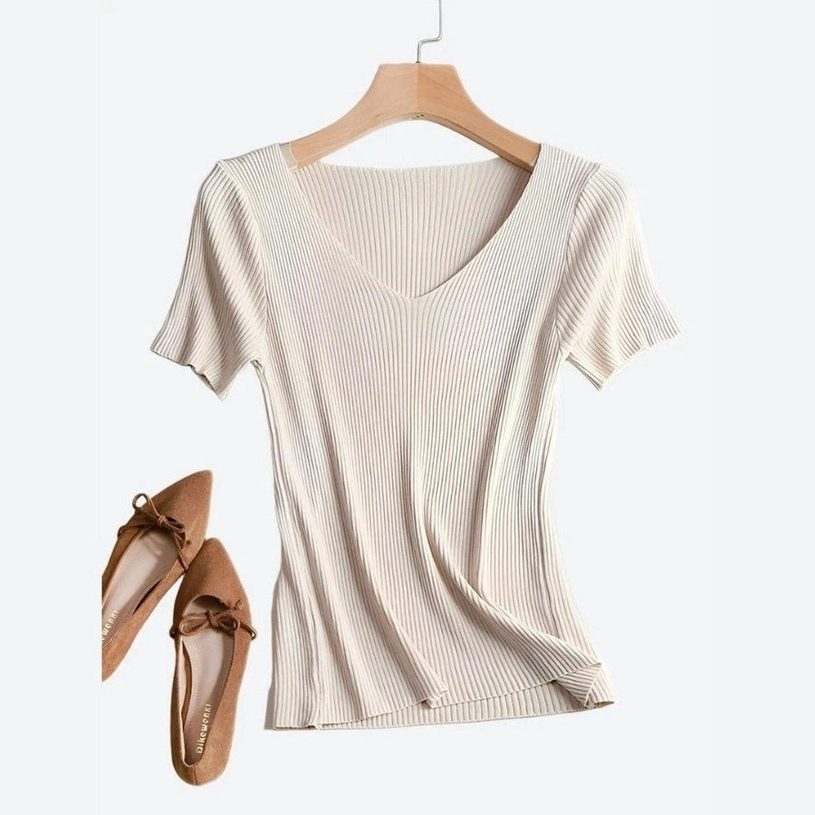 Trendy V-Neck Short-Sleeve Knit Tops